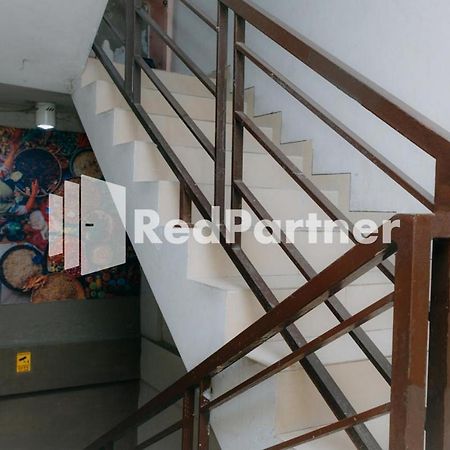We Stay Residence Redpartner Сурабая Екстер'єр фото
