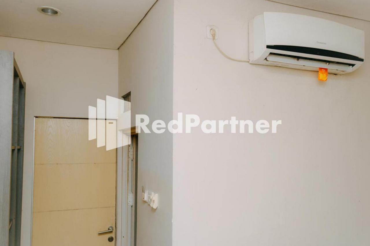 We Stay Residence Redpartner Сурабая Екстер'єр фото